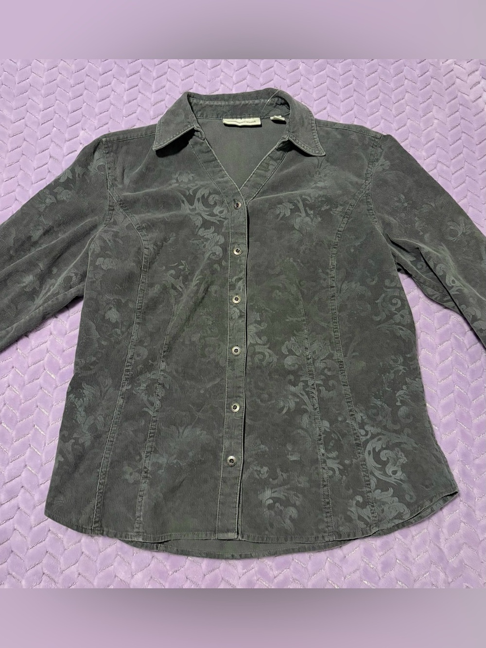 Coldwater Creek Gray Button-Up Jacket with Stunning Pattern.